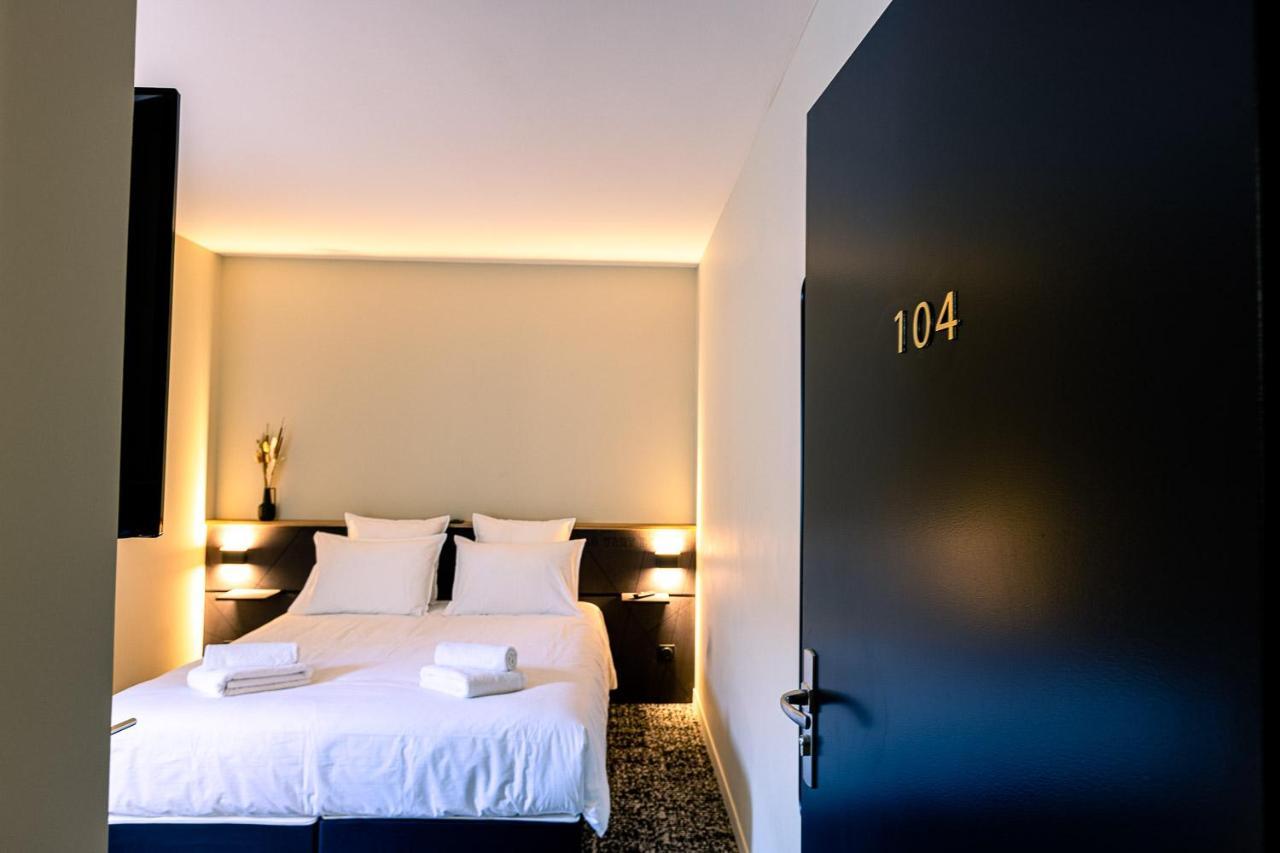 Logis Hotel & Restaurant Le Vert Bocage Franqueville-Saint-Pierre Eksteriør bilde