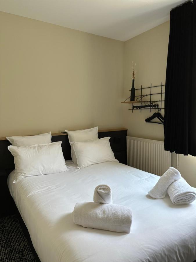 Logis Hotel & Restaurant Le Vert Bocage Franqueville-Saint-Pierre Eksteriør bilde