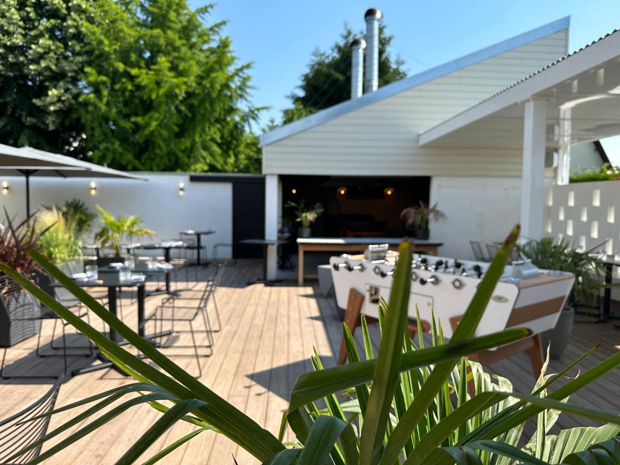 Logis Hotel & Restaurant Le Vert Bocage Franqueville-Saint-Pierre Eksteriør bilde