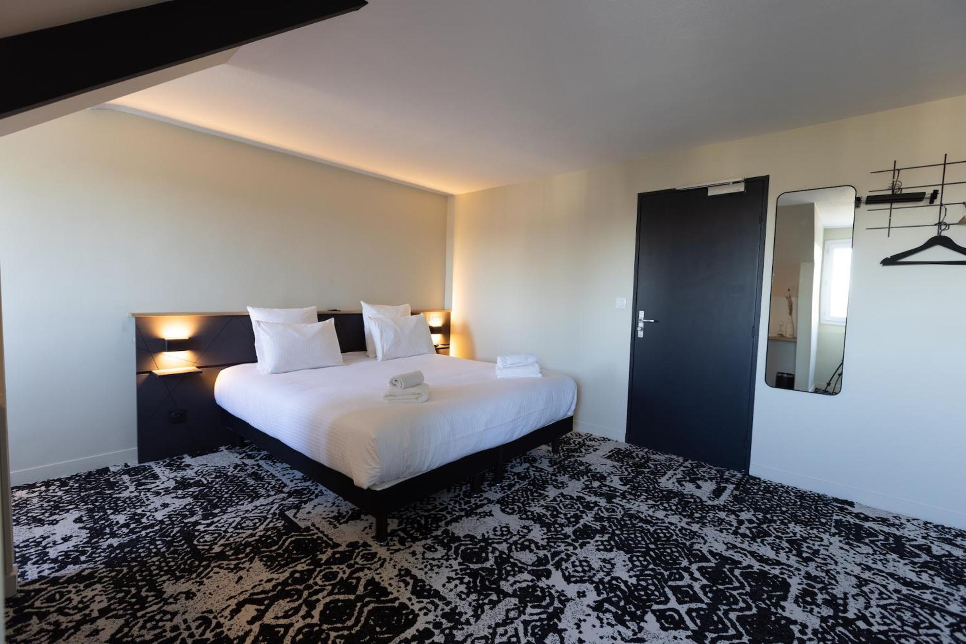 Logis Hotel & Restaurant Le Vert Bocage Franqueville-Saint-Pierre Eksteriør bilde